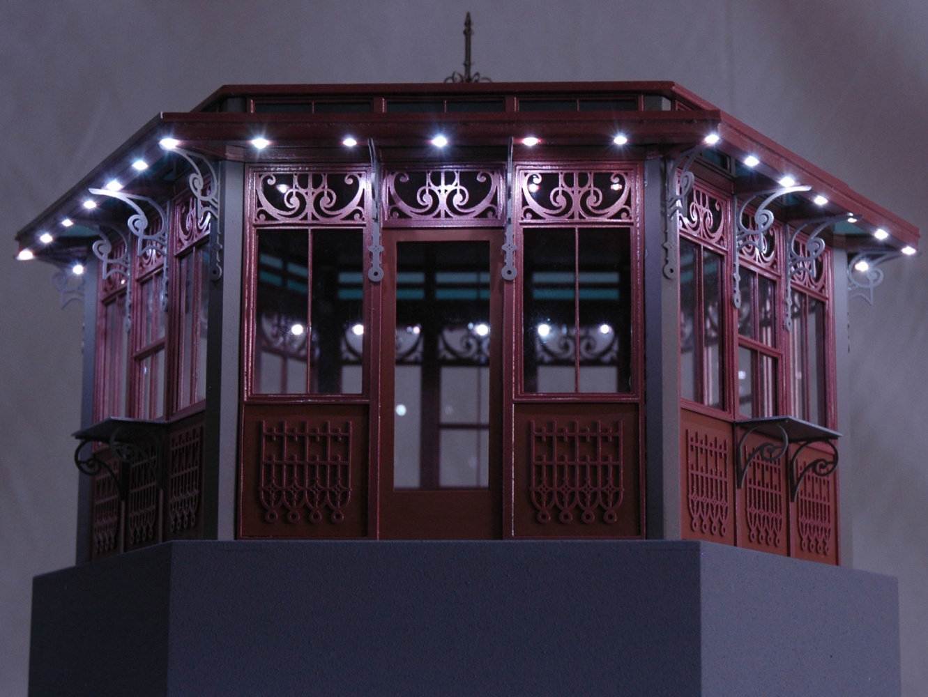 Full Color Trade Show Display Model with LED Lighting